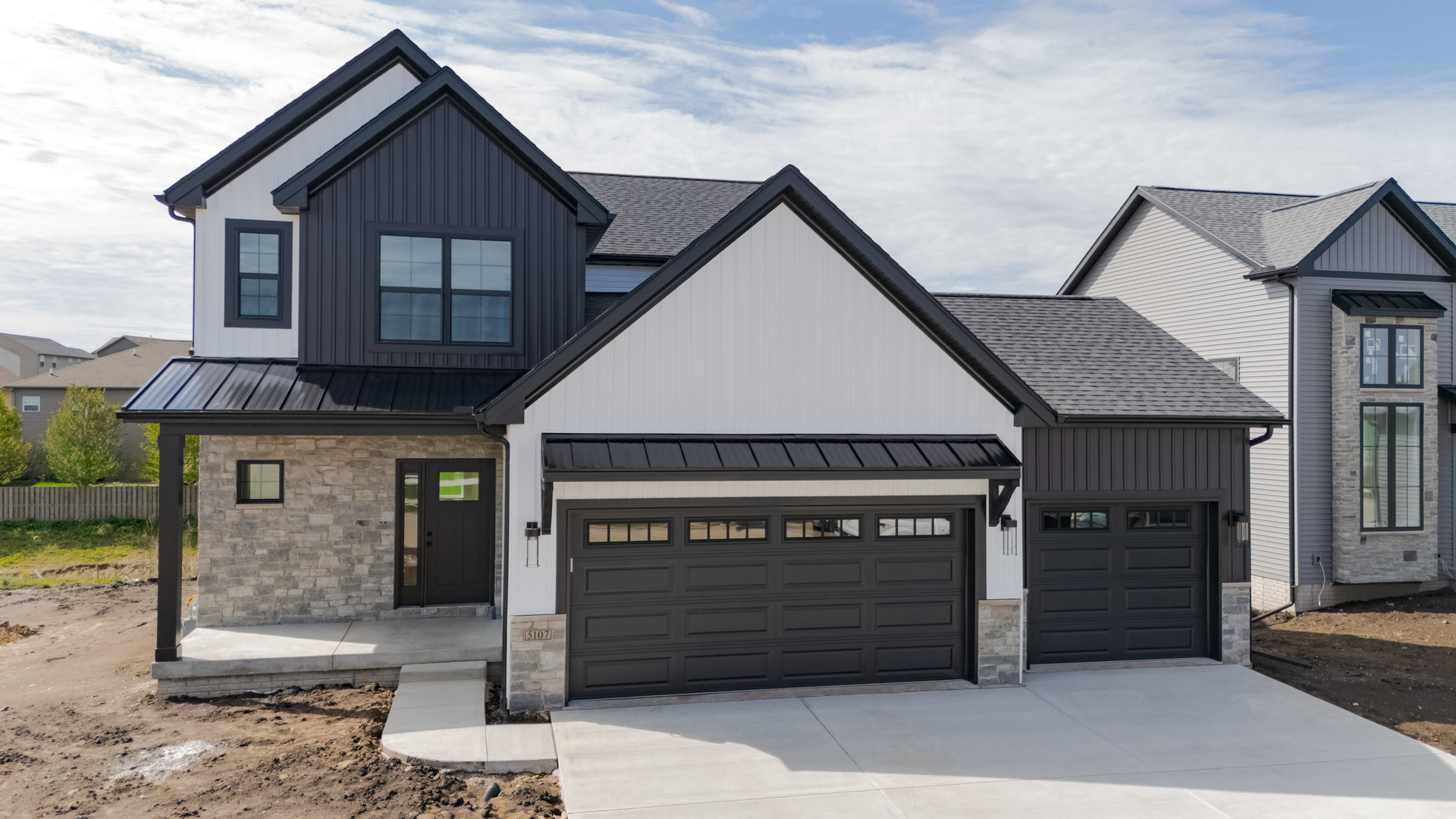 5012 Castlebar Drive, Bloomington, IL