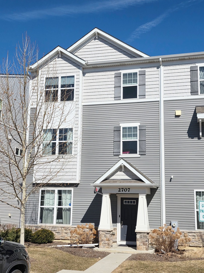 2707 Lily Lane, Rolling Meadows, IL