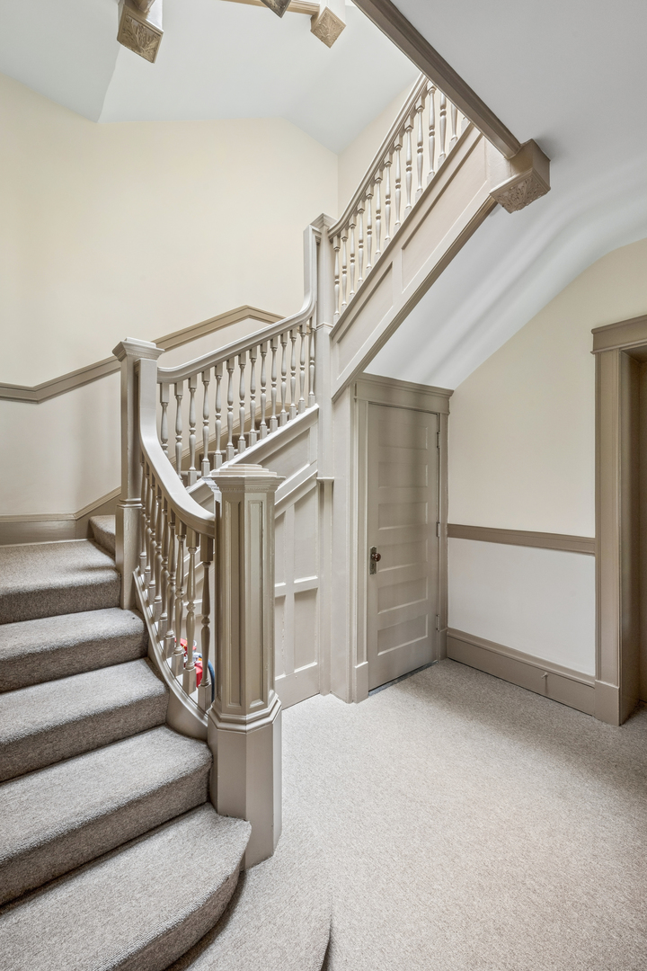 508 Lee Street #2E, Evanston, IL