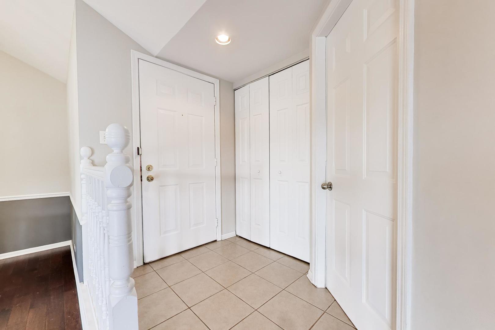 7230 S Adams Street #D, Willowbrook, IL