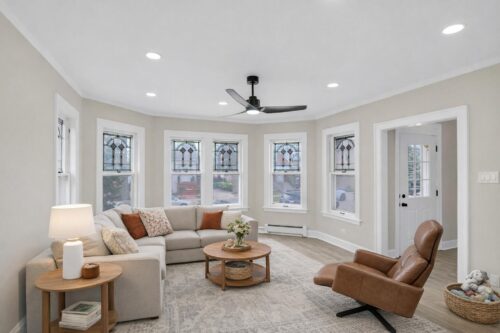 2417 N 76th Avenue, Elmwood Park, IL