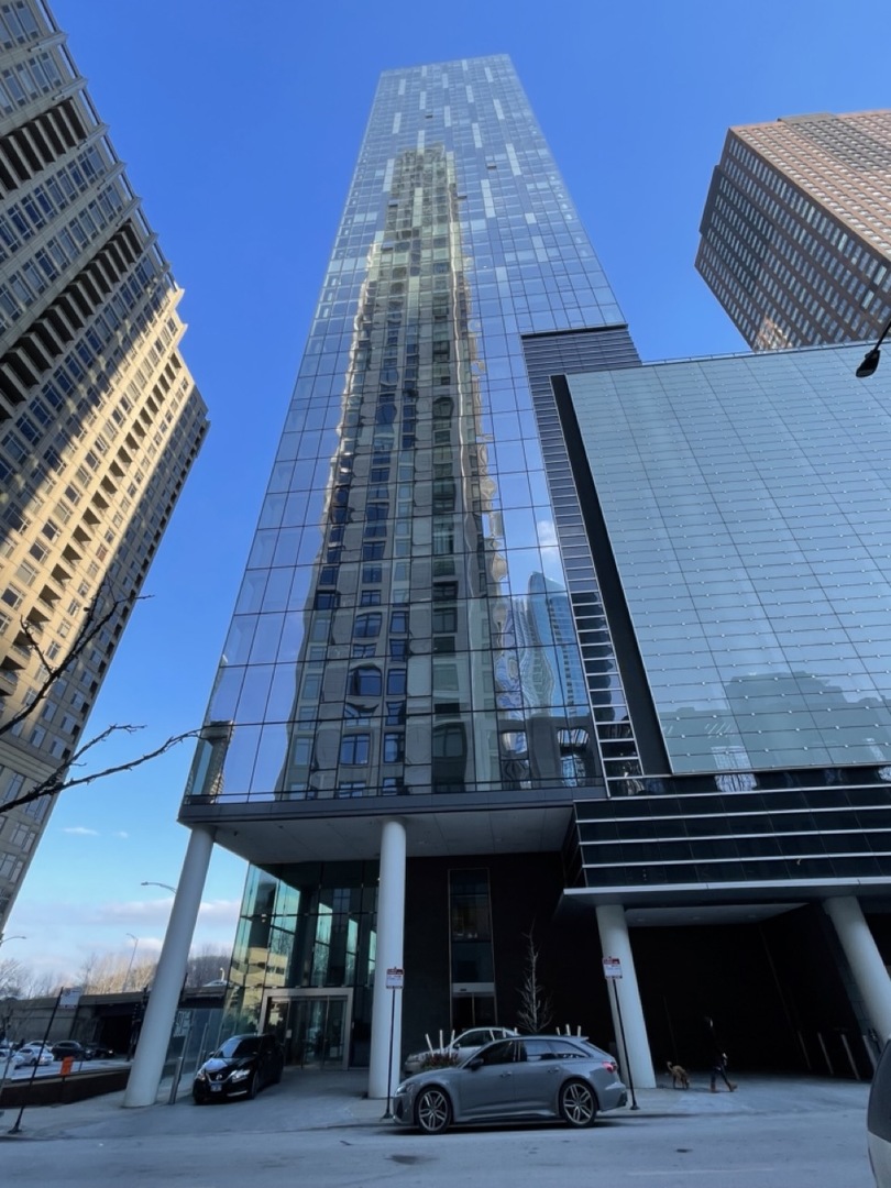 500 N Lake Shore Drive #4011, Chicago, IL