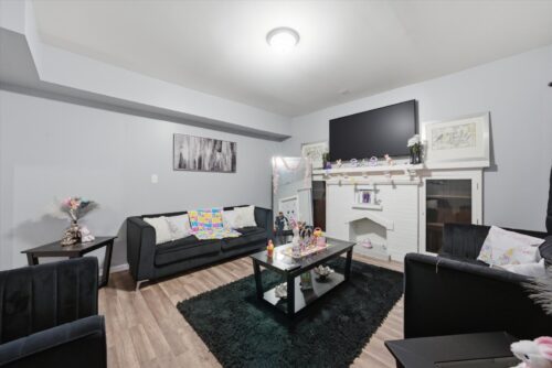 7717 S Sangamon Street, Chicago, IL