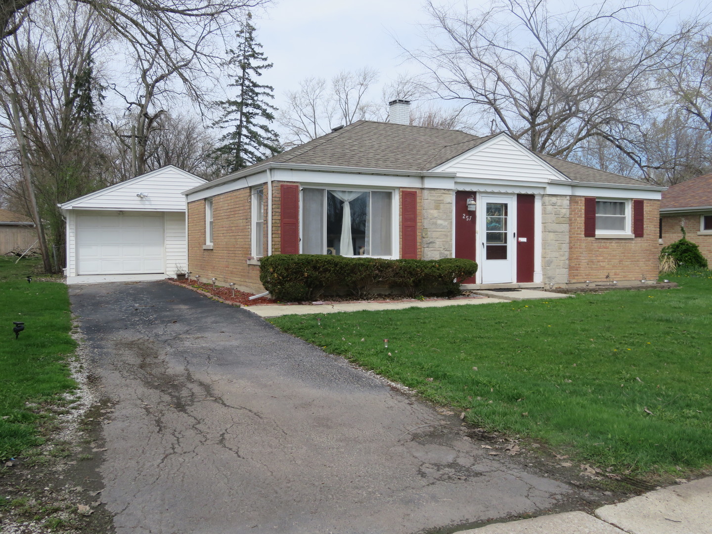 257 Minocqua Street, Park Forest, IL