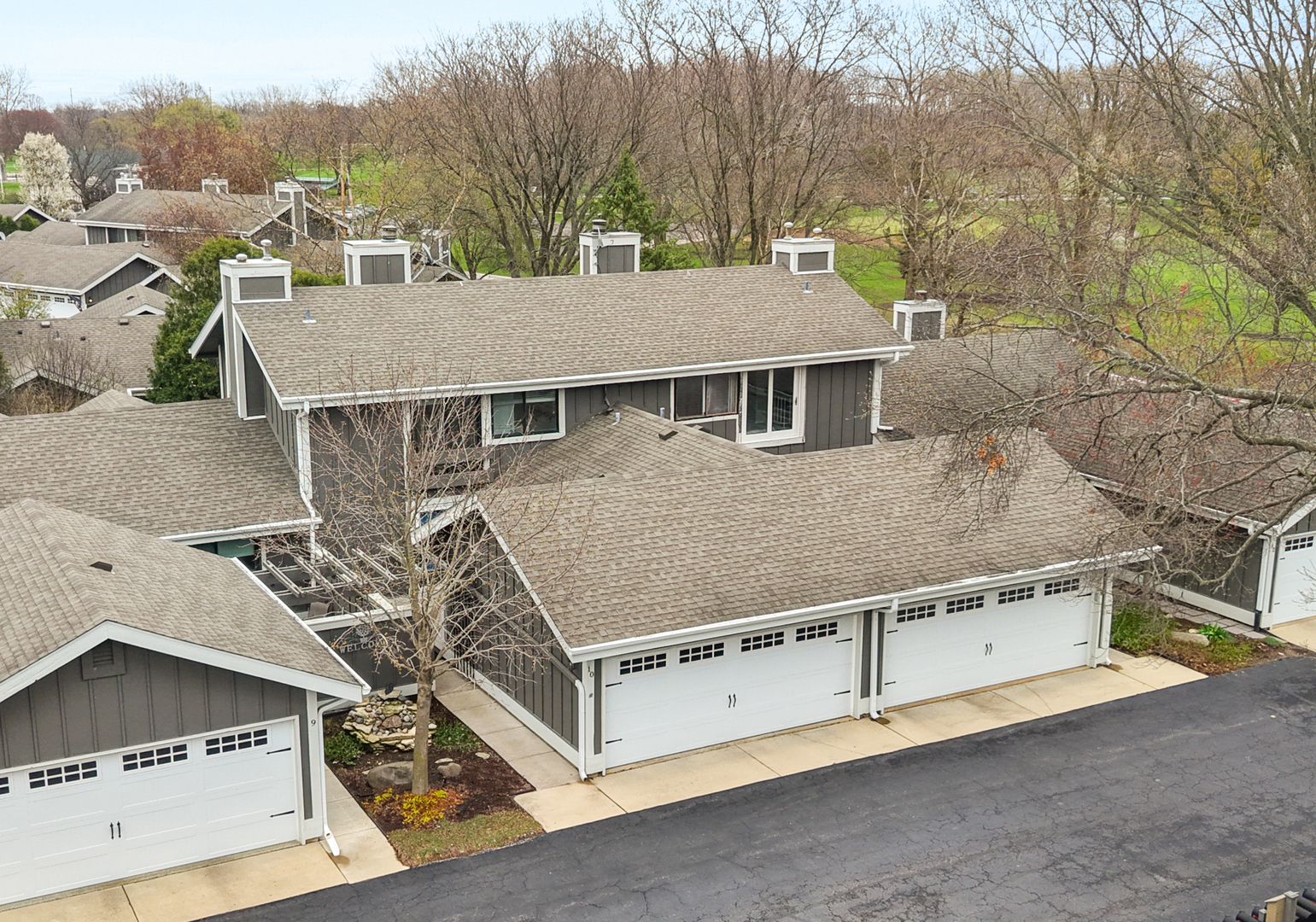 10 W Windsor Court, Sugar Grove, IL