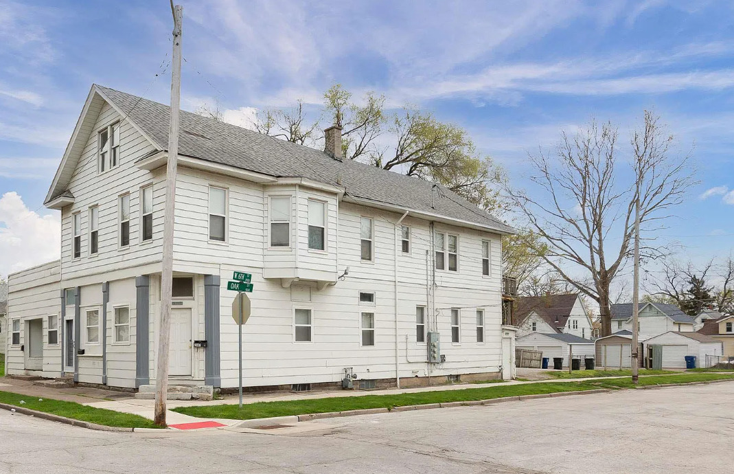 2047 W 6th Street, Davenport, IA
