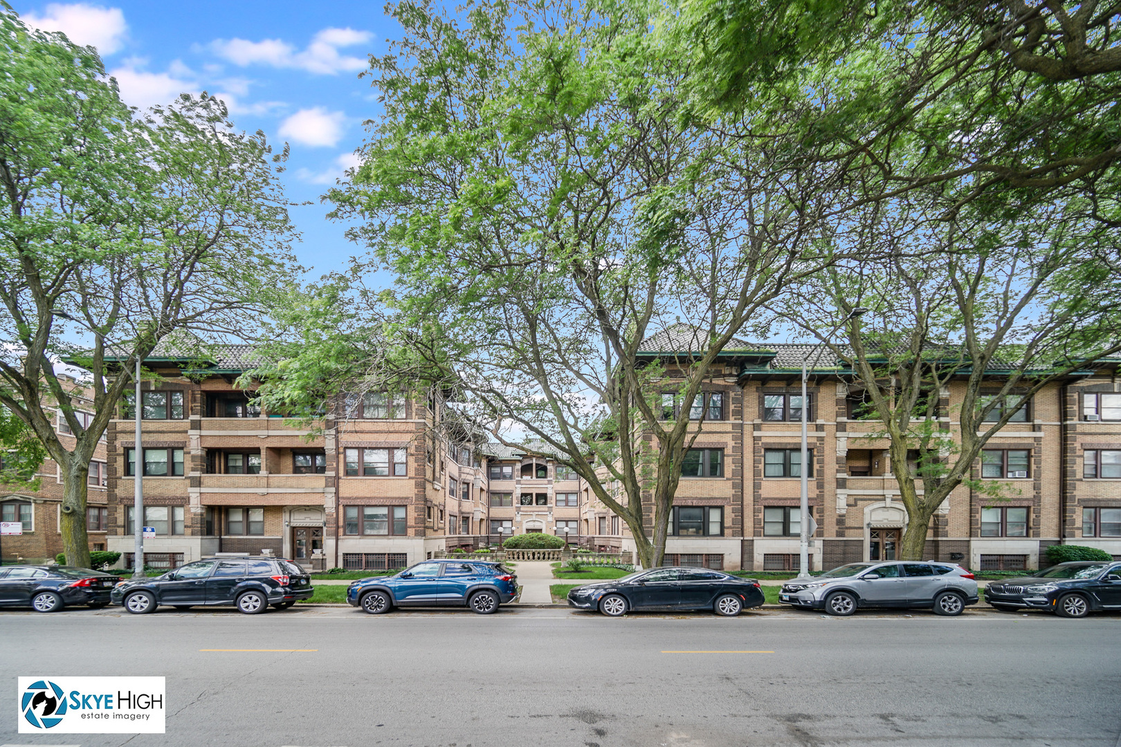 945 E Hyde Park Boulevard #2, Chicago, IL