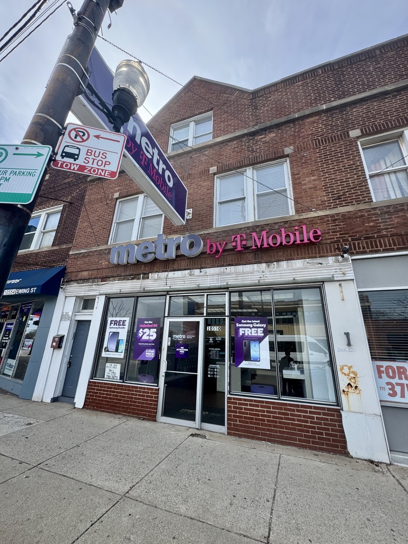 10550 S Ewing Avenue, Chicago, IL