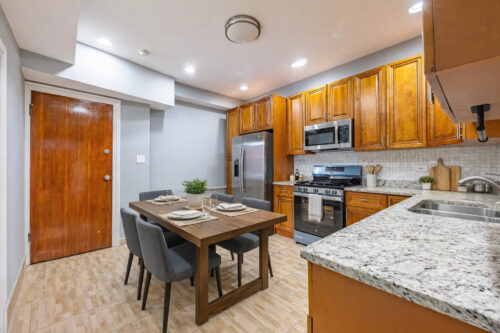 2242 N Western Avenue #1R, Chicago, IL