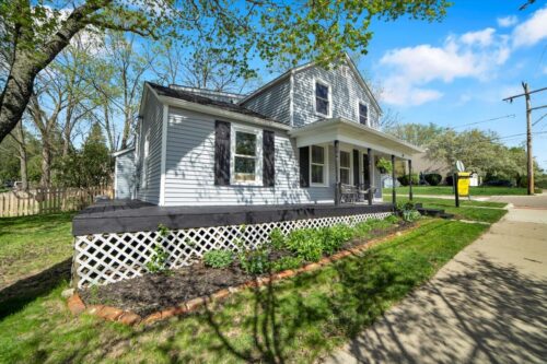 26 E Van Buren Street, Oswego, IL