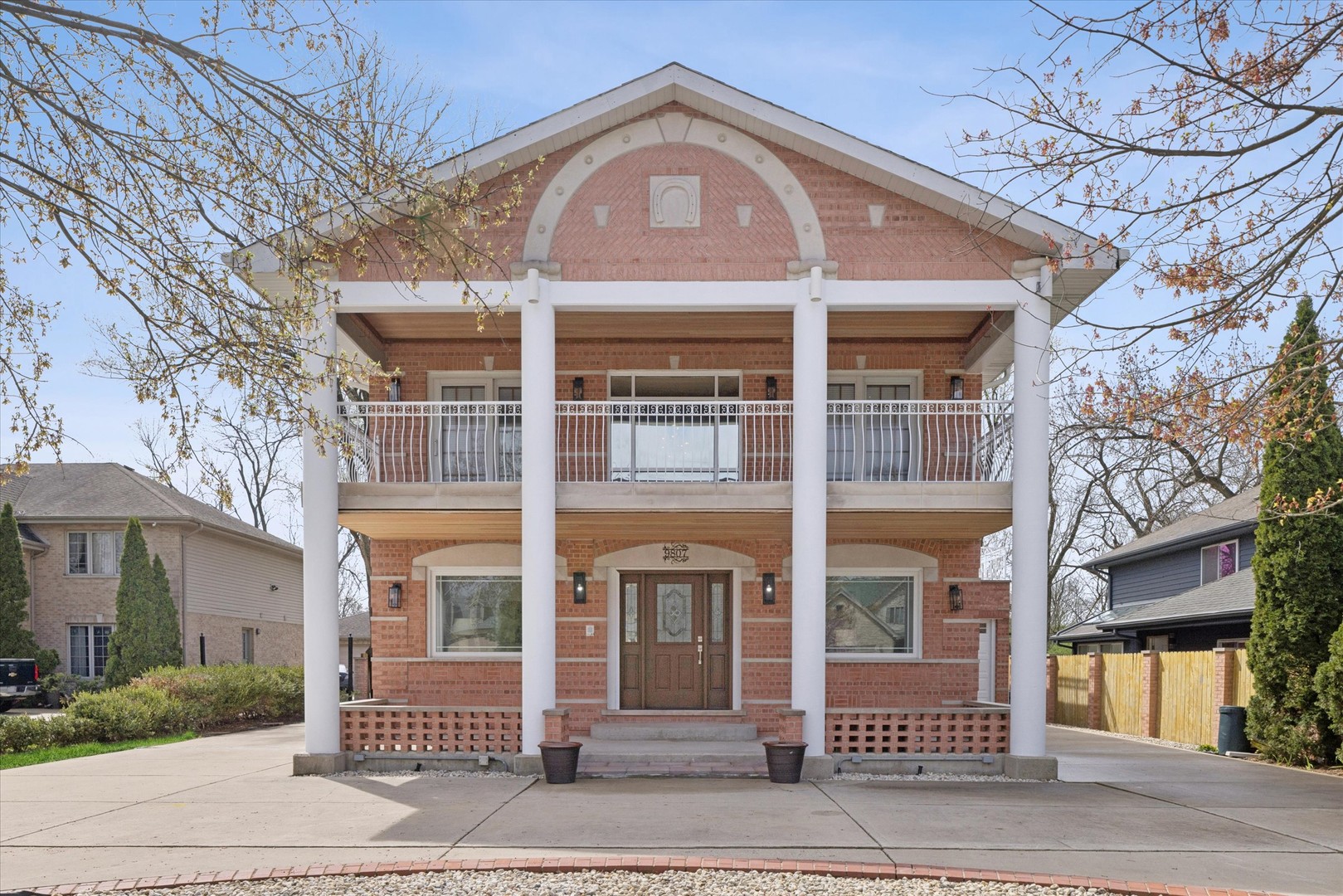 9807 W 57th Street, Countryside, IL