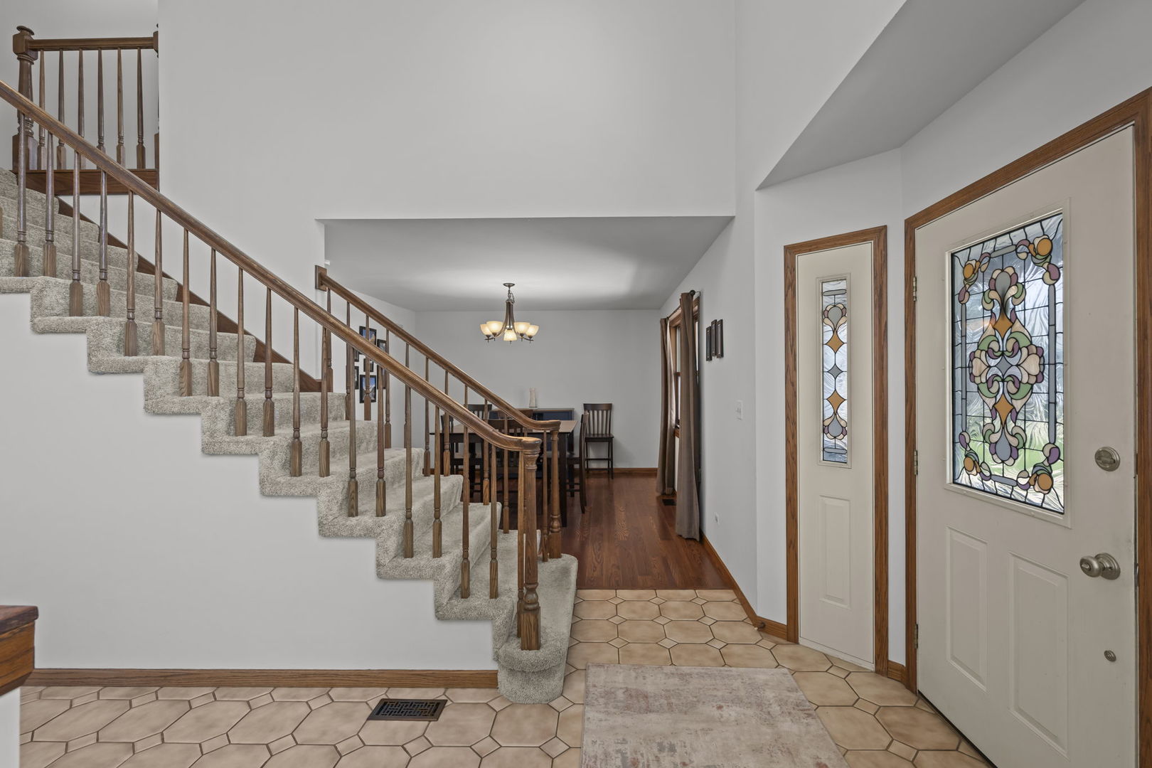 59 Sylvan Court, Elk Grove Village, IL
