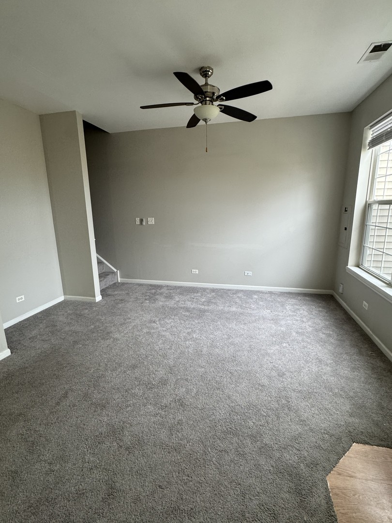 309 Springbrook Trail, Oswego, IL