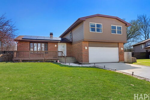 5209 Springdale Lane, McHenry, IL