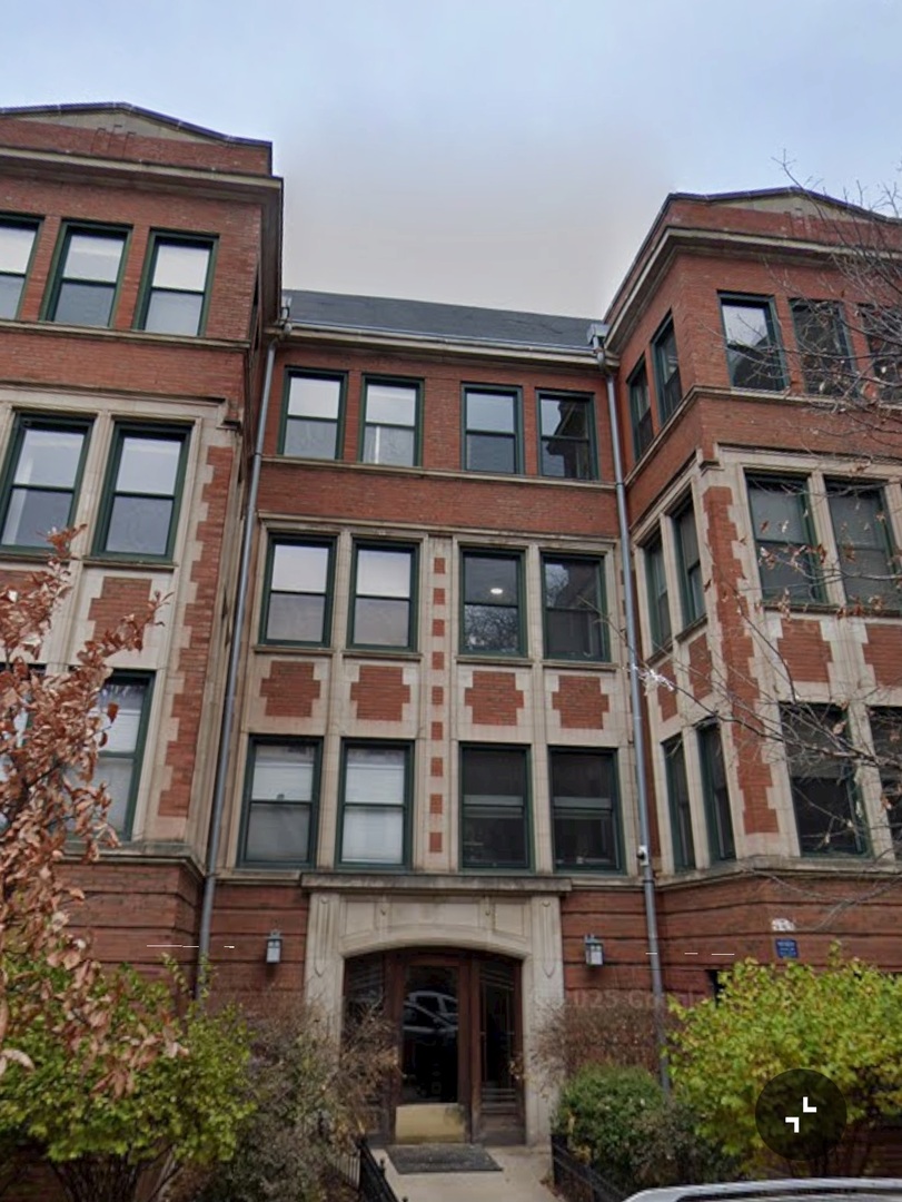 434 W Aldine Avenue #3F, Chicago, IL