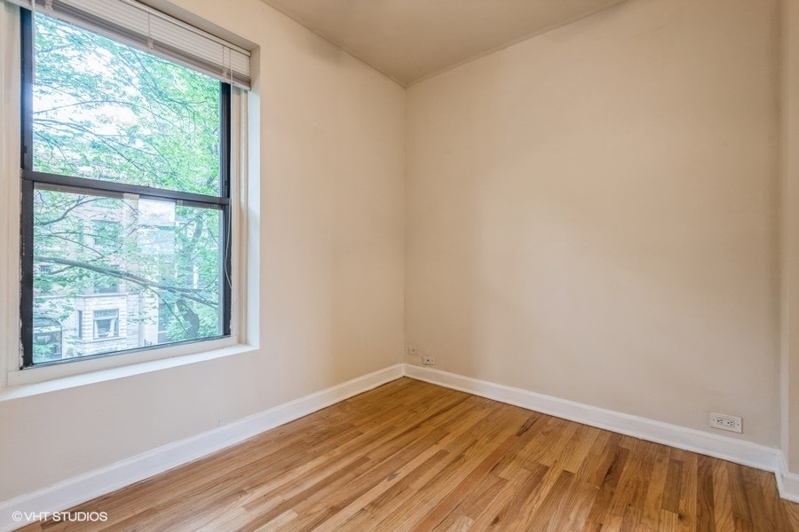 1430 N Dearborn Parkway #302, Chicago, IL