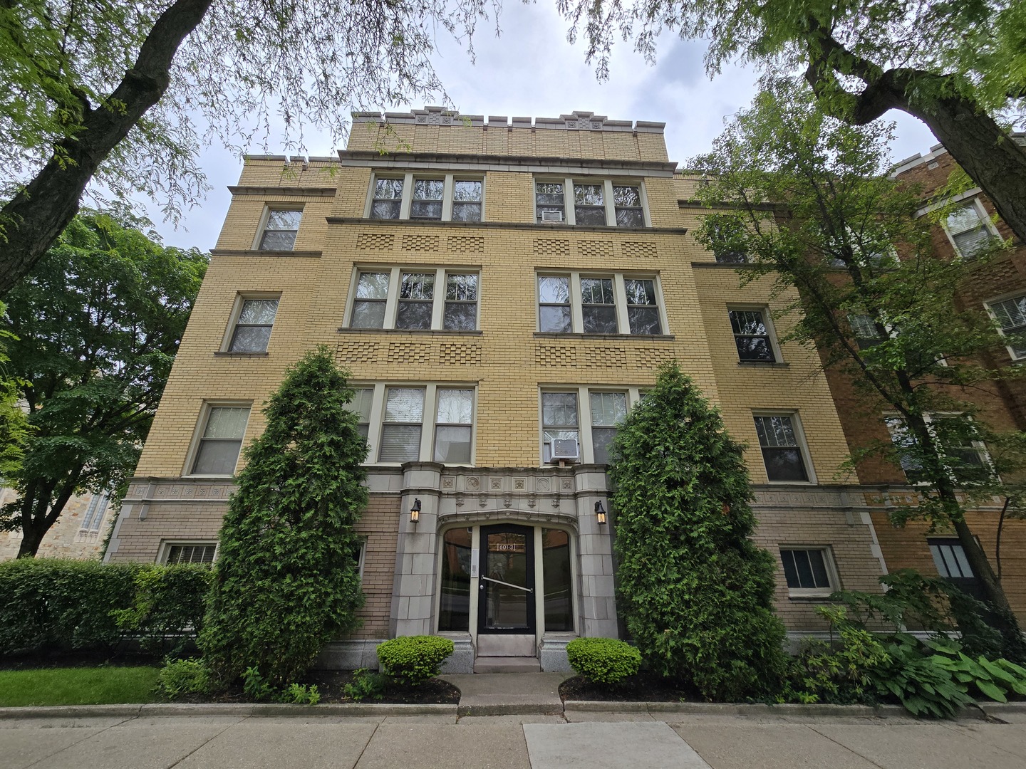 603 Washington Boulevard #3, Oak Park, IL