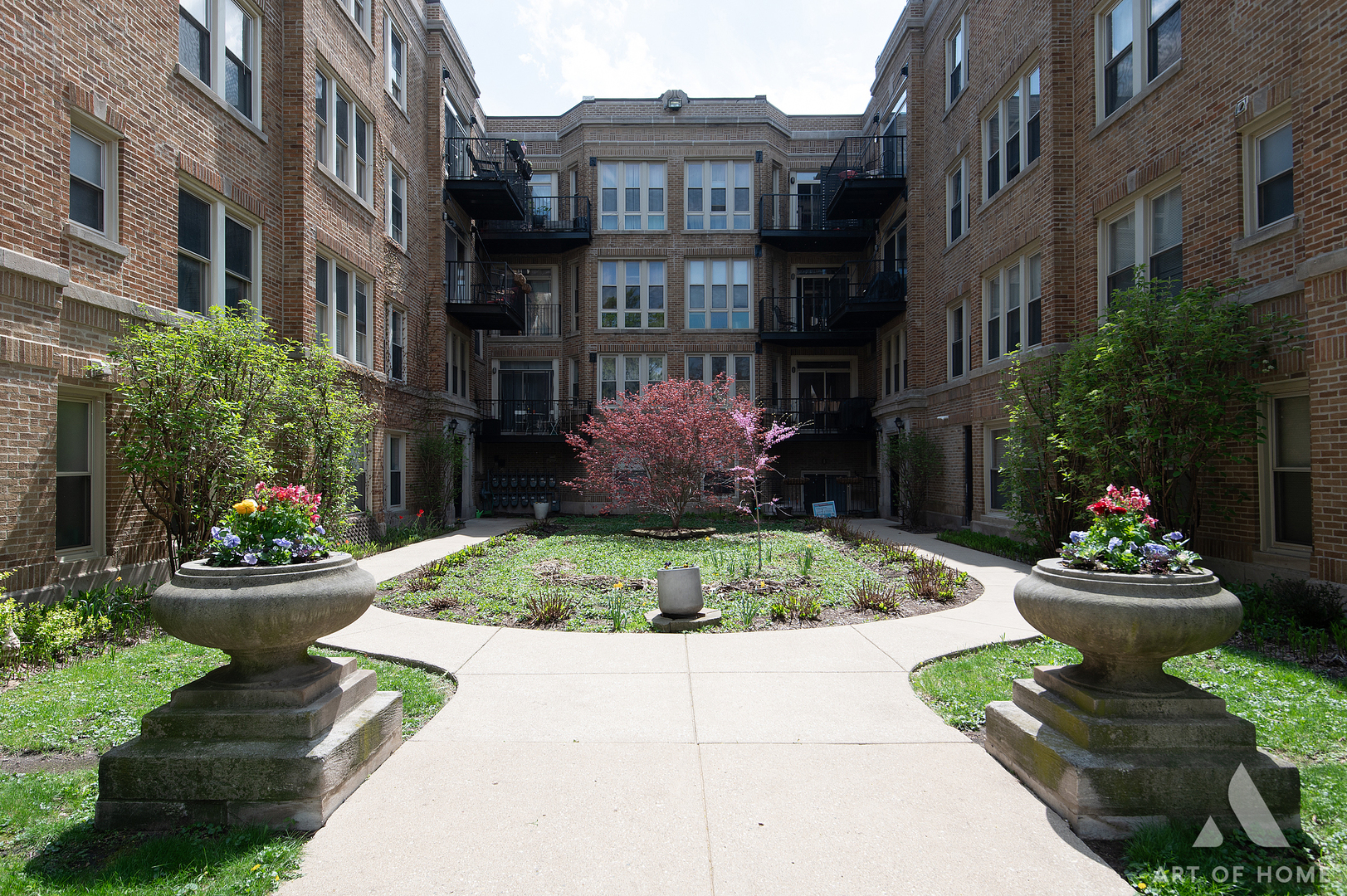 1633 W Pratt Boulevard #2S, Chicago, IL