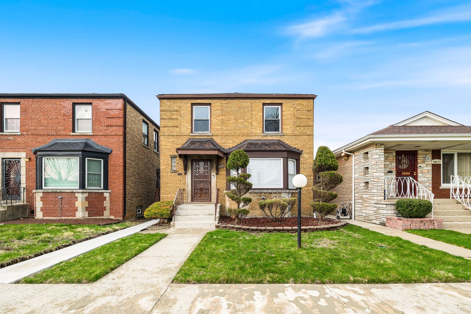 10615 S Emerald Avenue, Chicago, IL