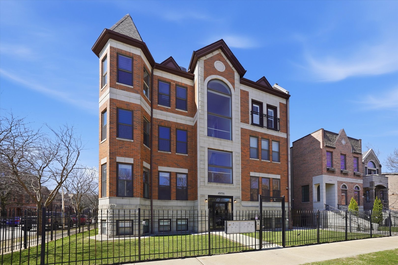 4956 S Champlain Avenue #1S, Chicago, IL