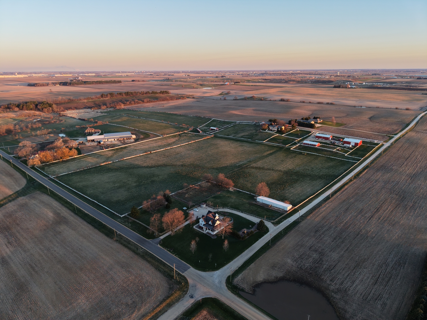 17207 Chase Road, DeKalb, IL