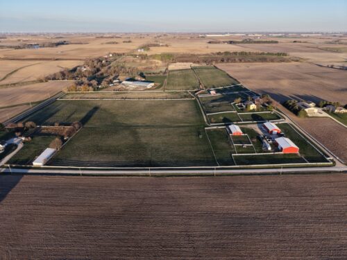 17207 Chase Road, DeKalb, IL