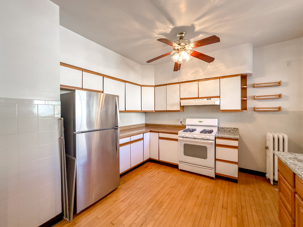 6300 N GLENWOOD Avenue #2, Chicago, IL