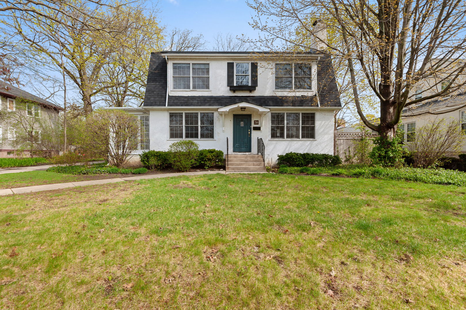 311 Temple Avenue, Highland Park, IL