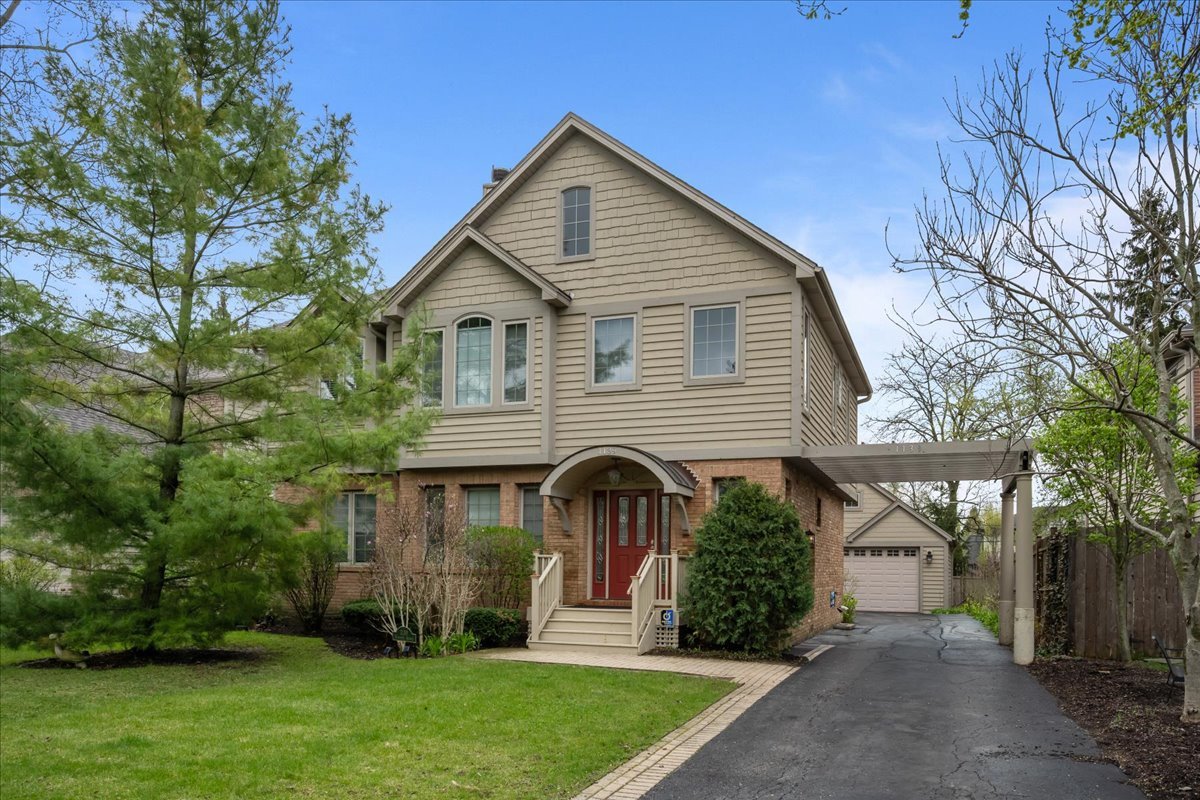 1139 Elmwood Avenue, Deerfield, IL