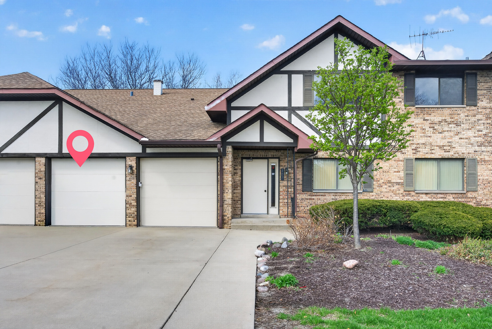 107 Walters Lane #2A, Itasca, IL