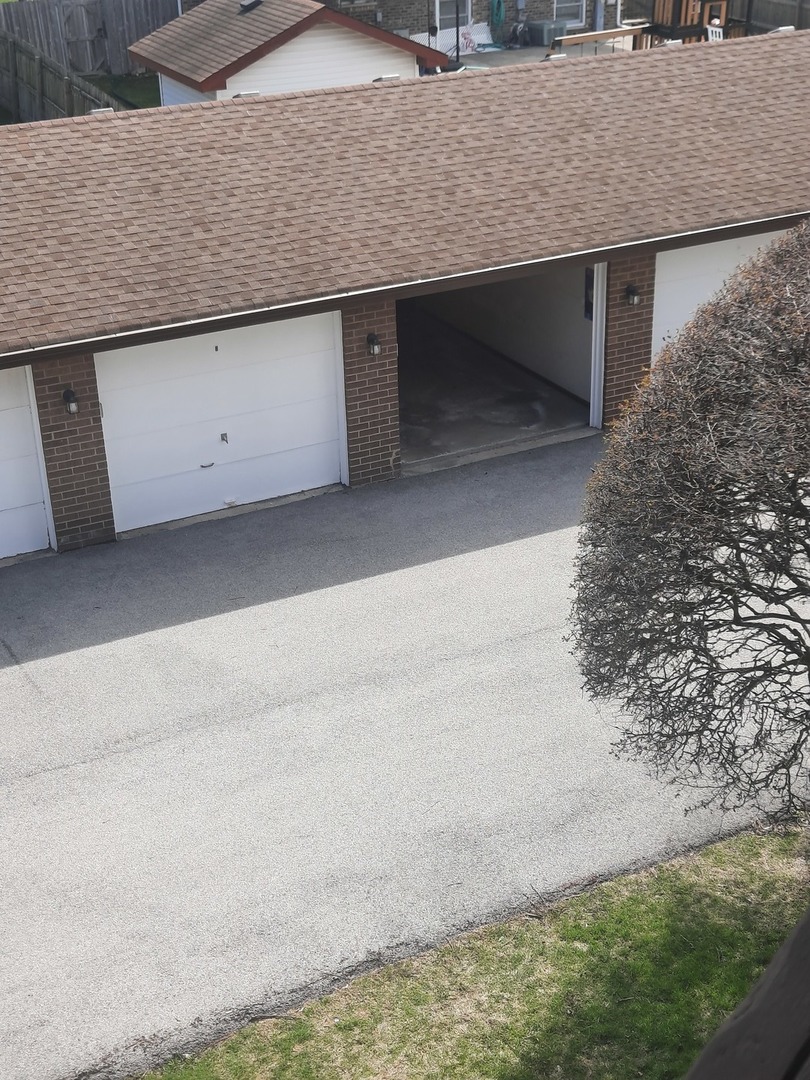 10541 Palos Place #B, Palos Hills, IL