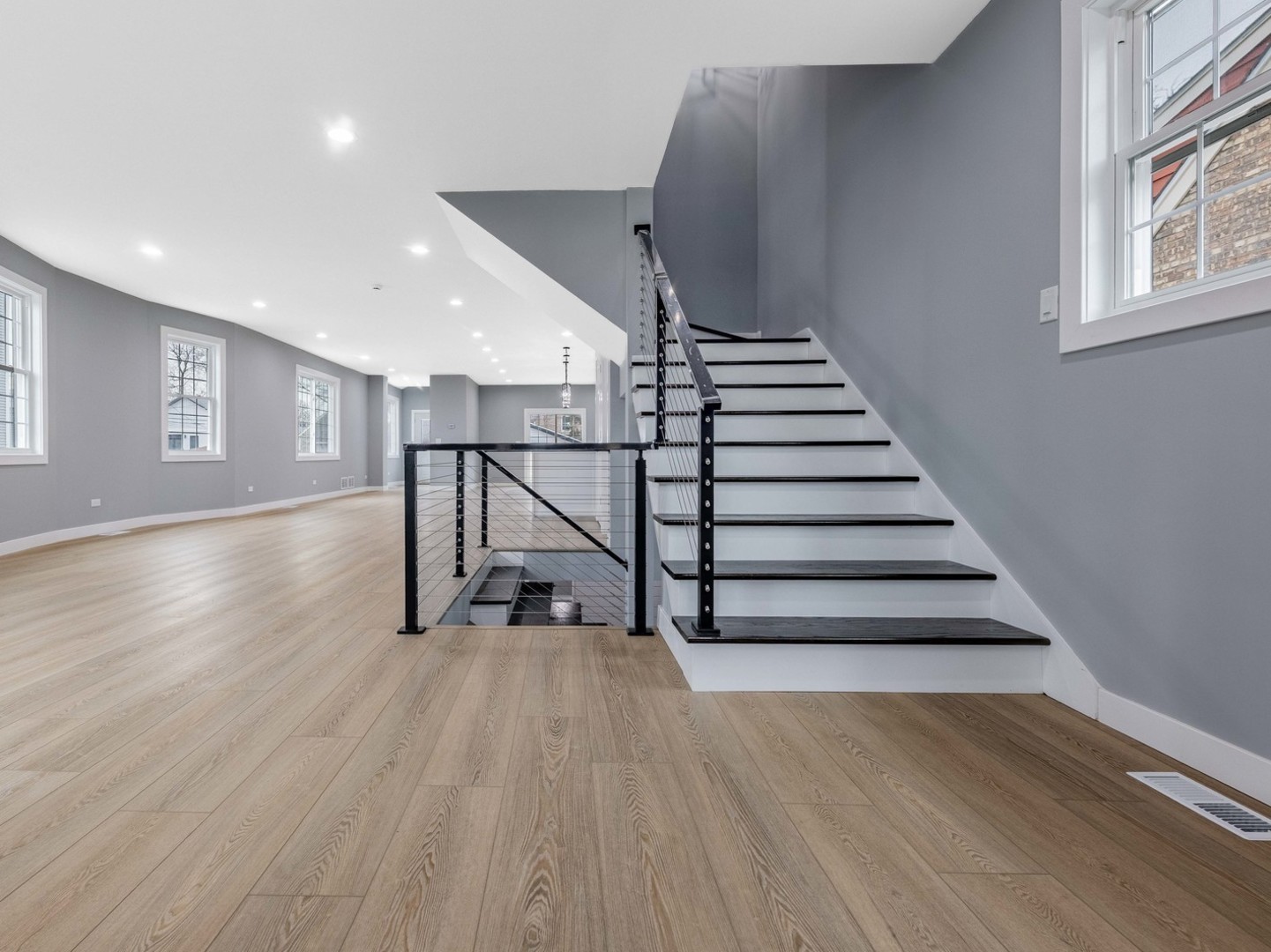 3548 Clinton Avenue, Berwyn, IL