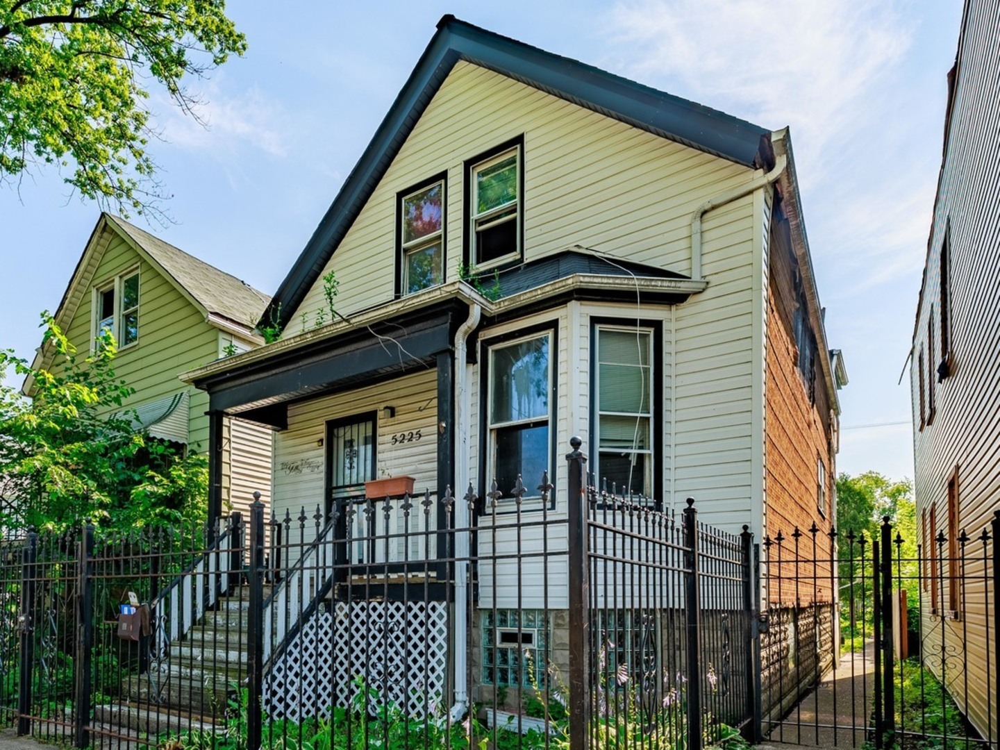 5225 S Wood Street, Chicago, IL