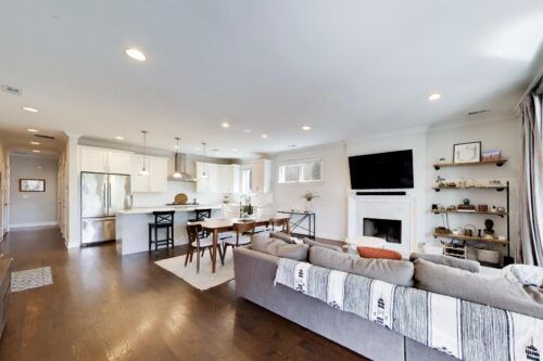 2912 W Shakespeare Avenue #2, Chicago, IL