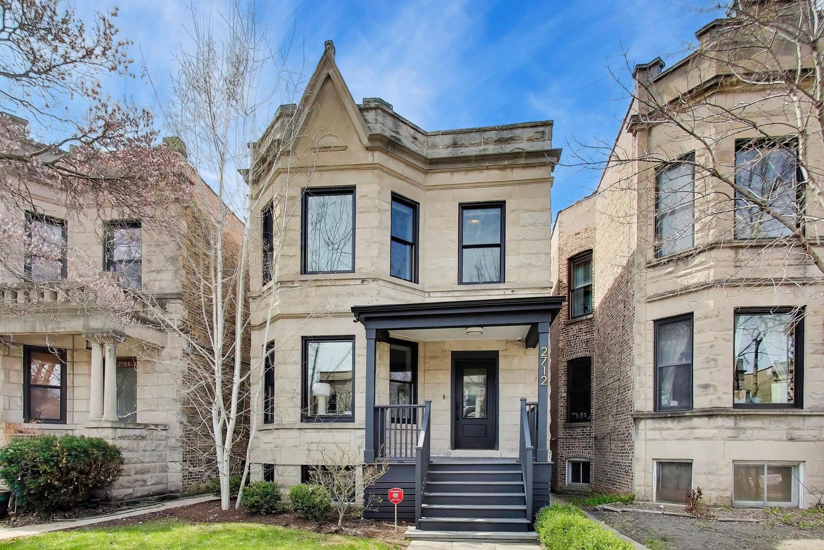 2712 N Francisco Avenue, Chicago, IL