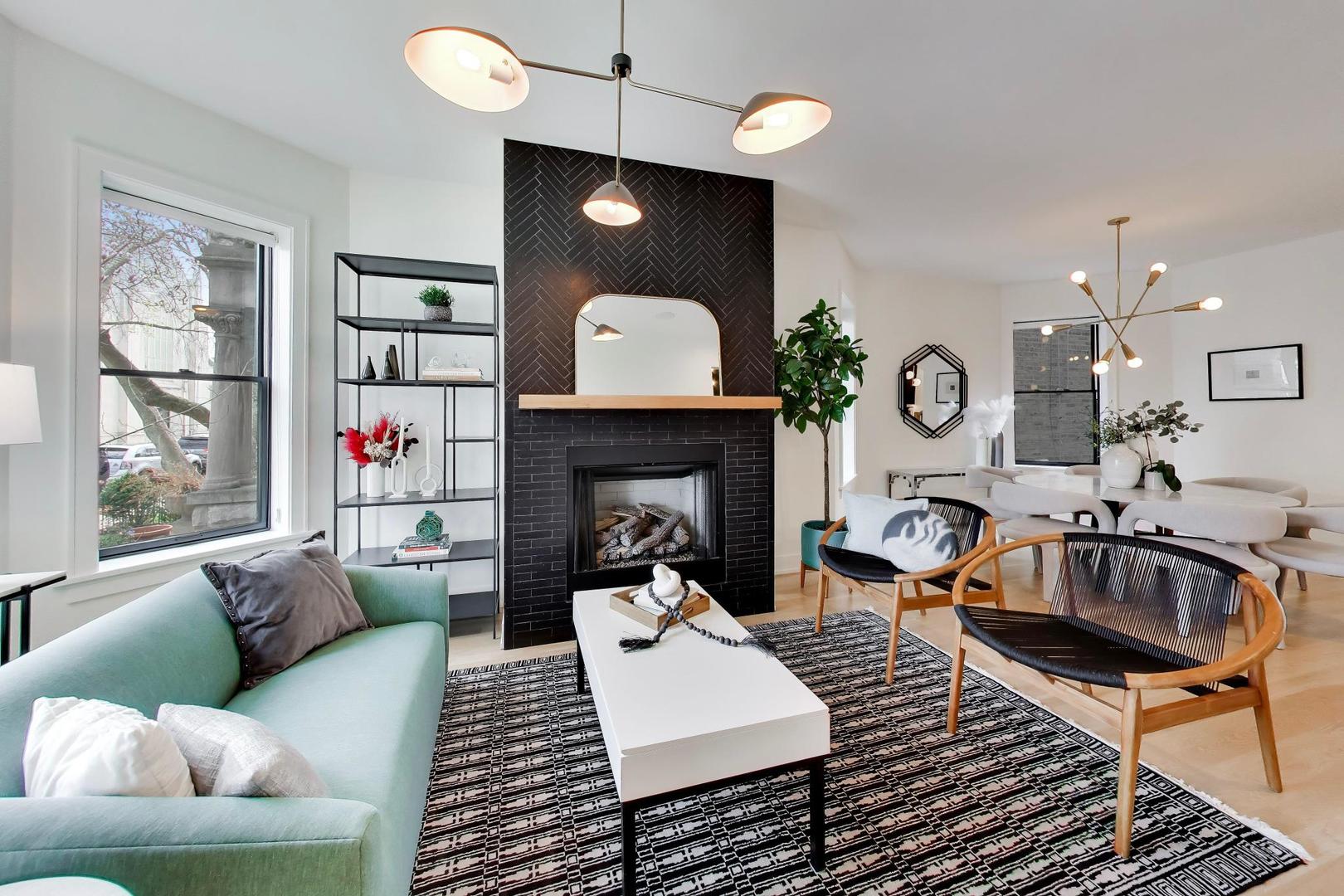 2712 N Francisco Avenue, Chicago, IL