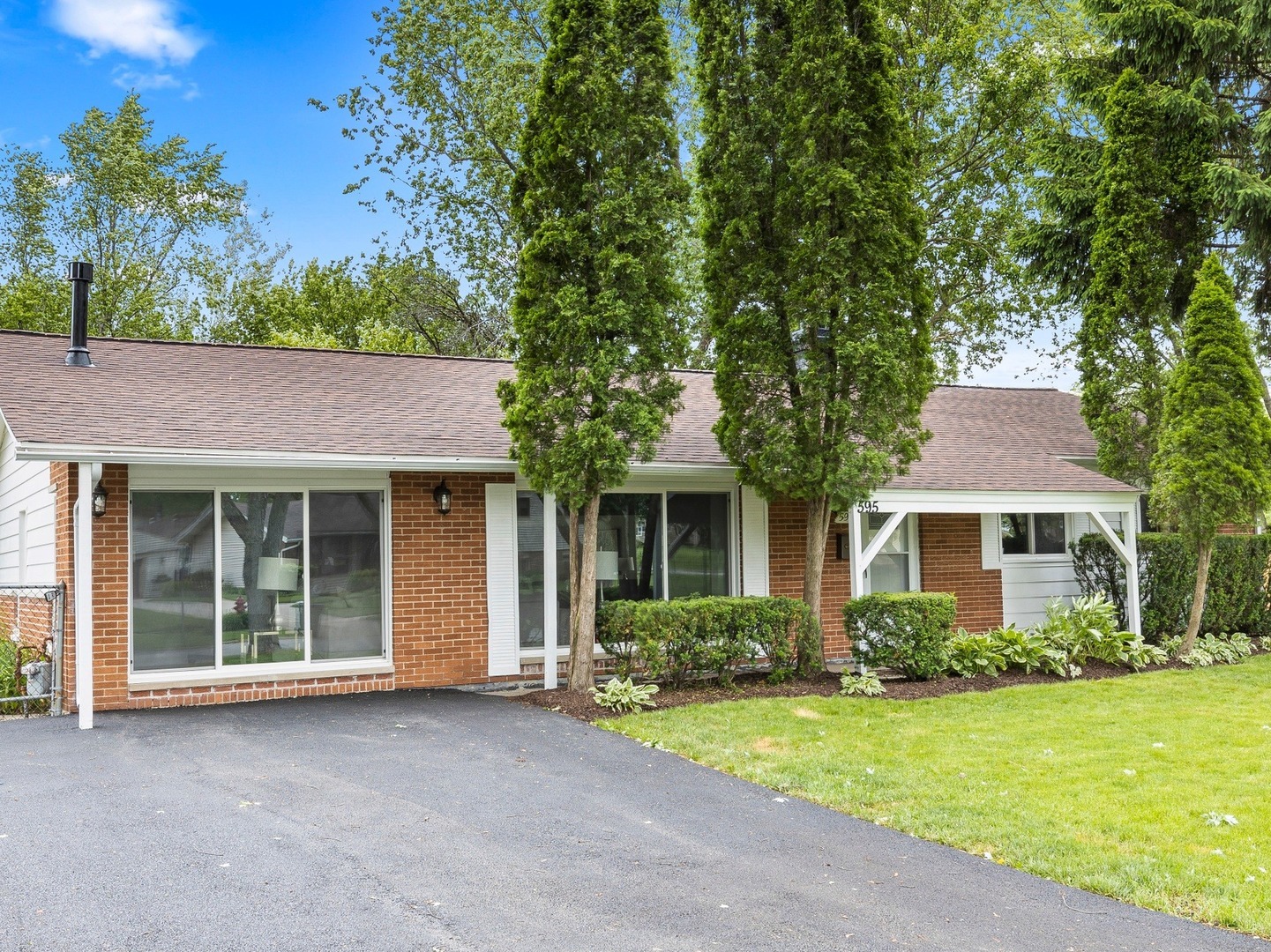 595 Aberdeen Street, Hoffman Estates, IL