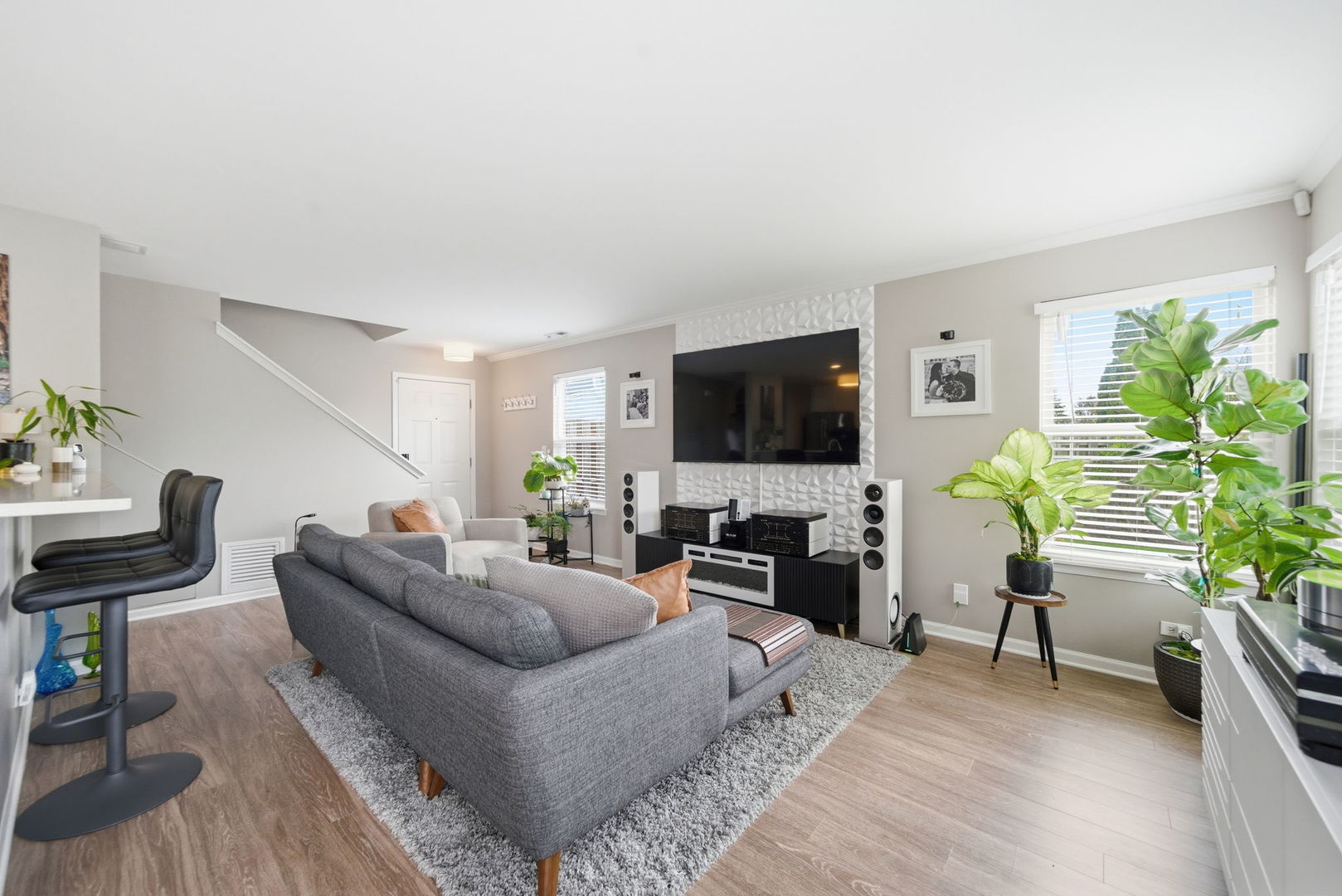 620 Wedgewood Circle, Lake In The Hills, IL