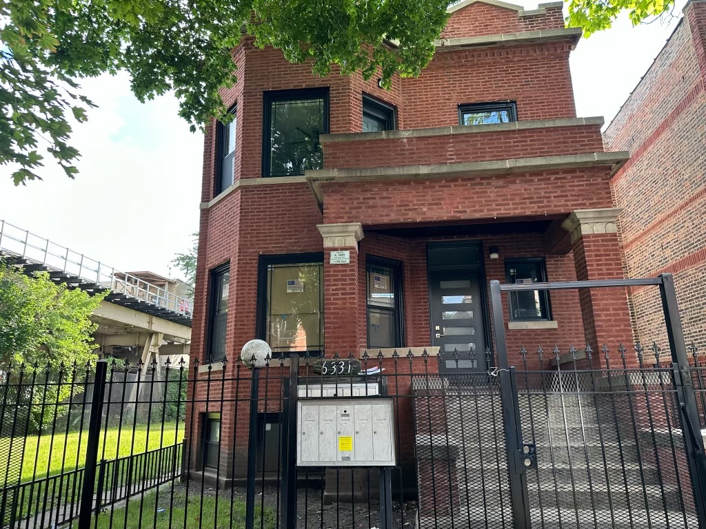 6331 S Elizabeth Street, Chicago, IL