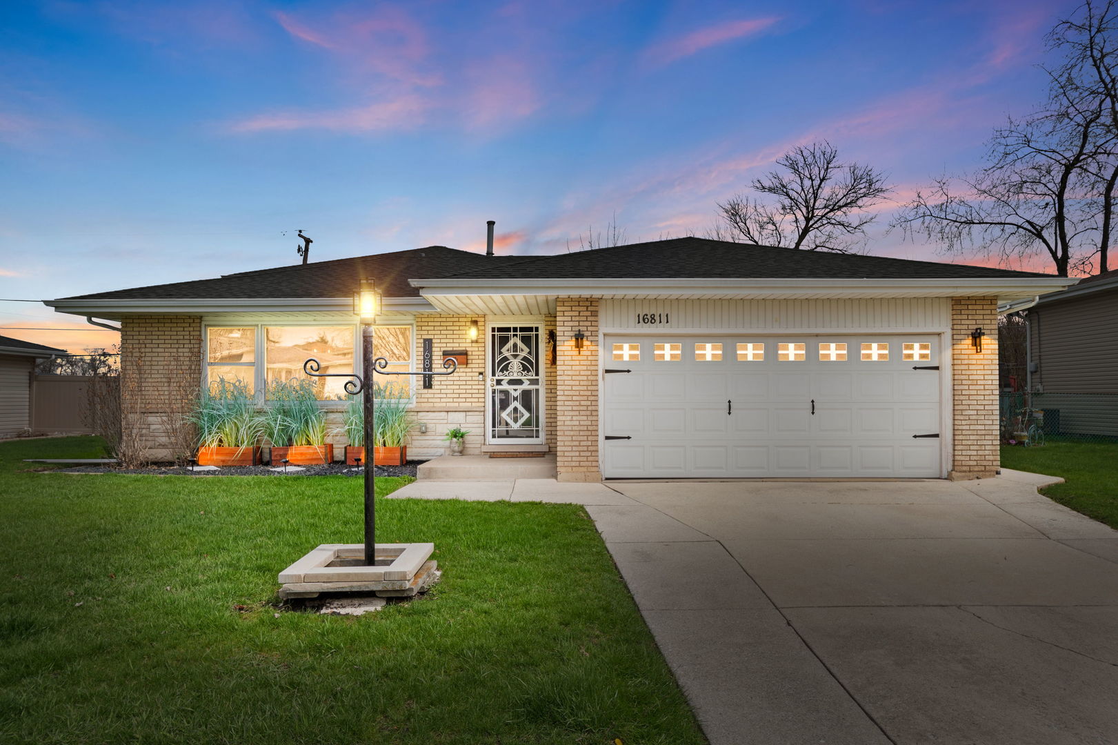 16811 Louis Court, South Holland, IL