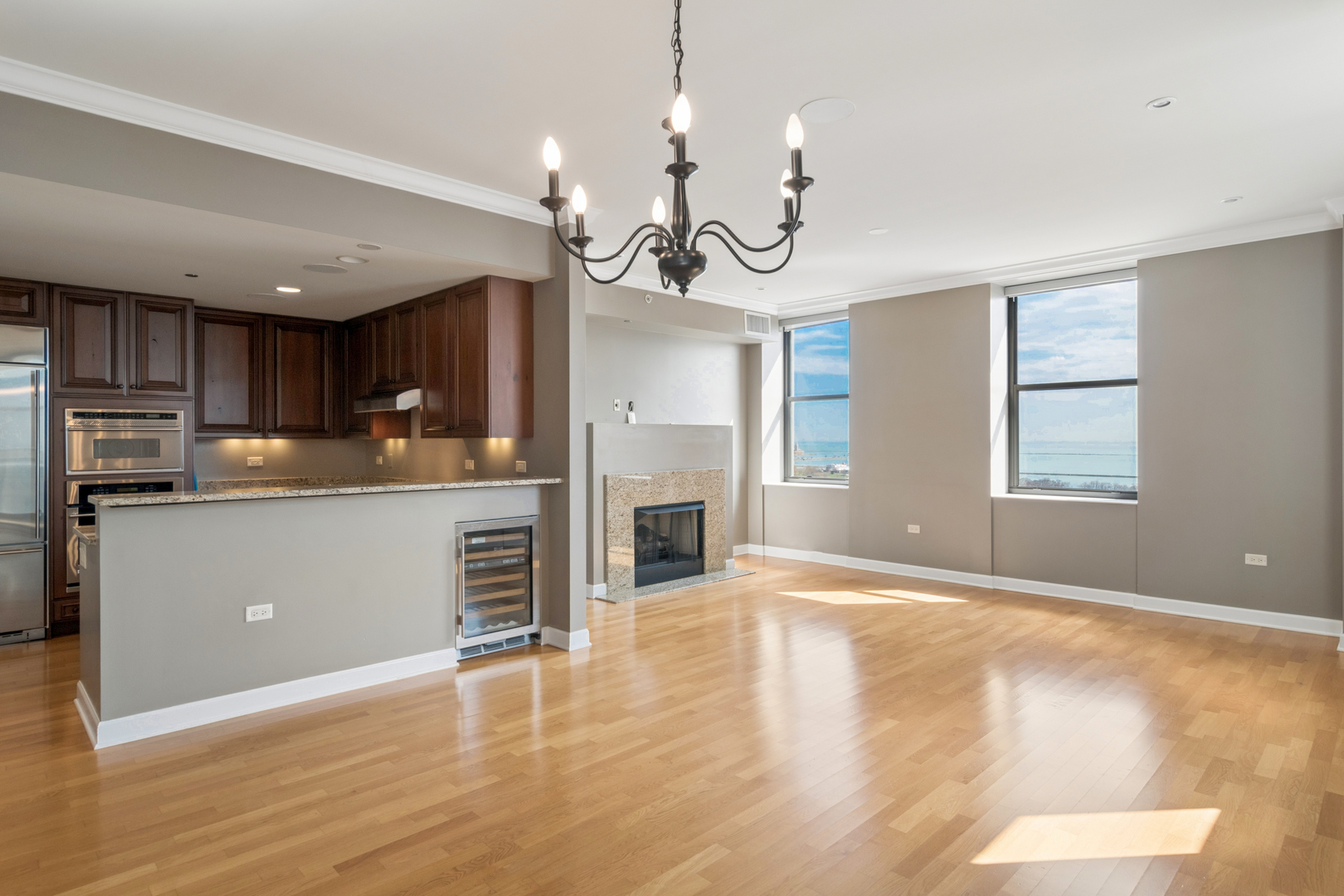 310 S Michigan Avenue #1405, Chicago, IL