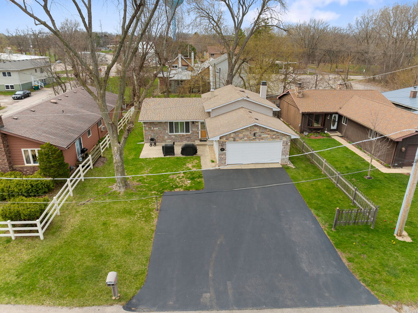 218 Mastodon Drive, Ingleside, IL