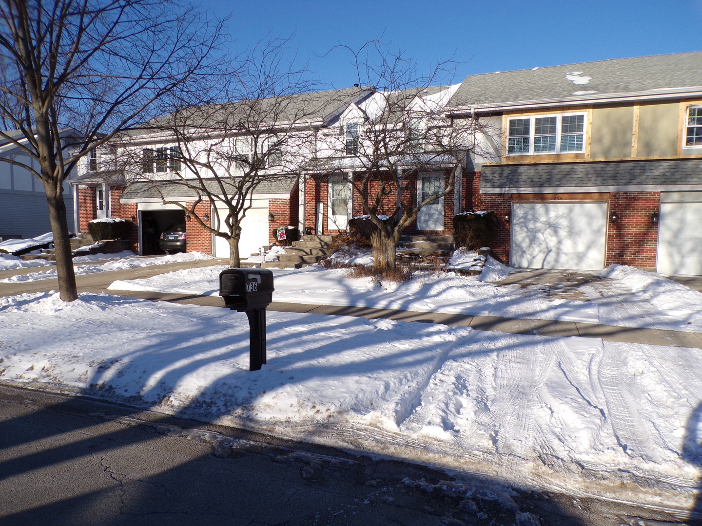 736 Eletson Drive, Crystal Lake, IL