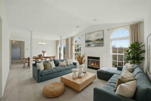 1447 Club Drive #A, Glendale Heights, IL