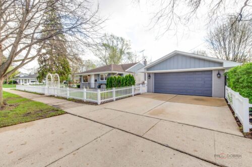 2115 E Miner Street, Arlington Heights, IL