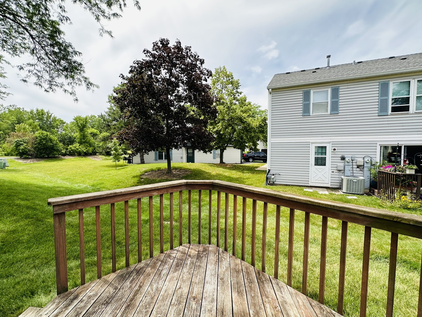 2450 Devonshire Court, Aurora, IL