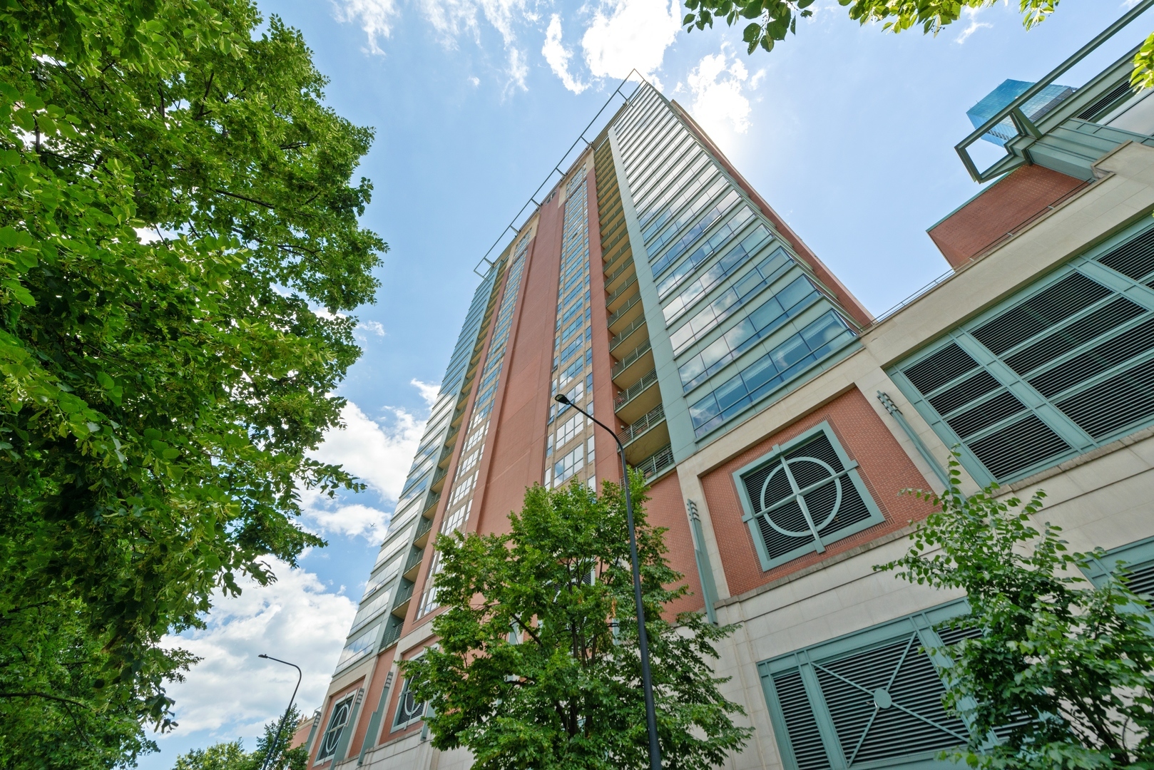 445 E North Water Street #1305, Chicago, IL