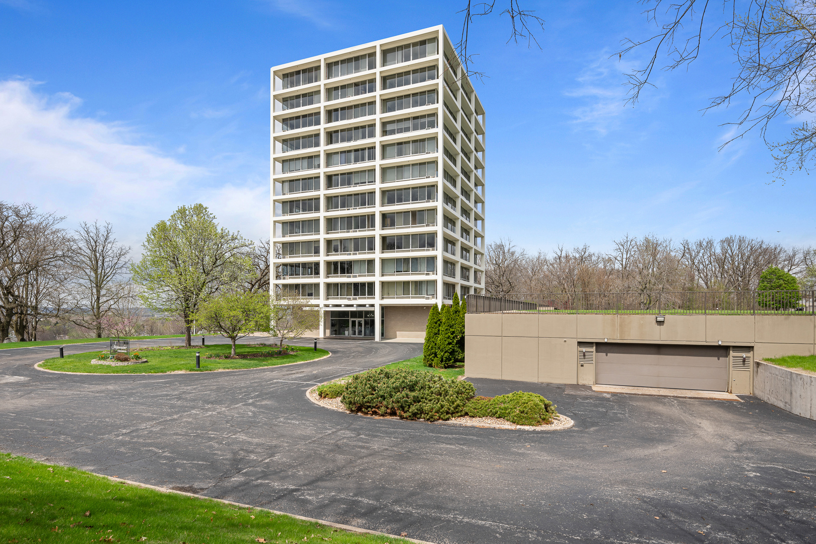 1337 21st Avenue #4D, Rock Island, IL