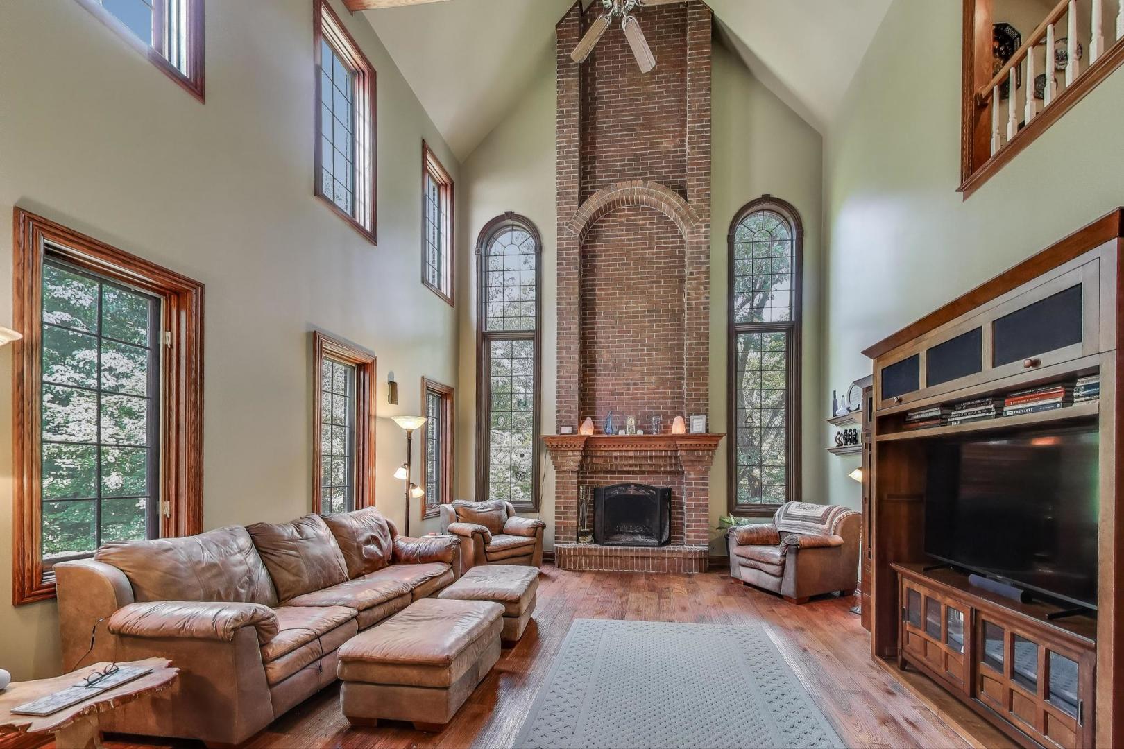 273 Bridlewood Lane, Valparaiso, IN