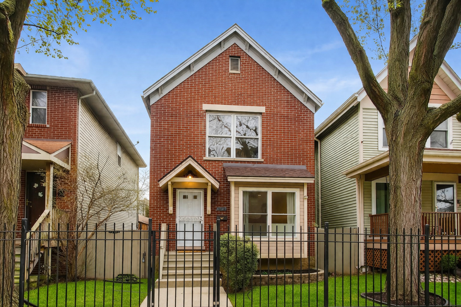 3413 S Indiana Avenue, Chicago, IL
